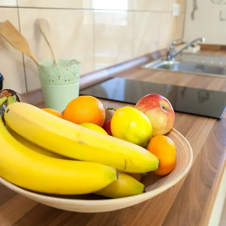 Apartment Apartments Lara & Luka *