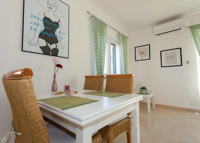 公寓 拉拉卢卡公寓酒店