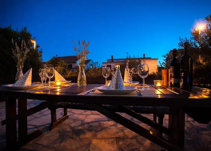 公寓 拉拉卢卡公寓酒店 扎达尔