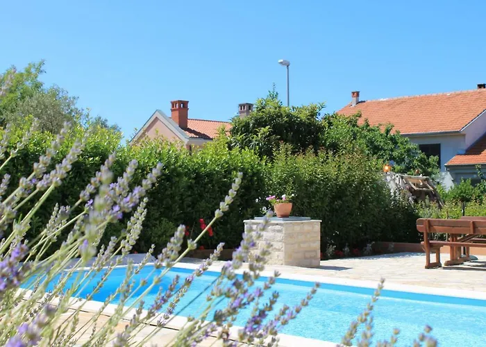 Lara & Luka * זאדאר